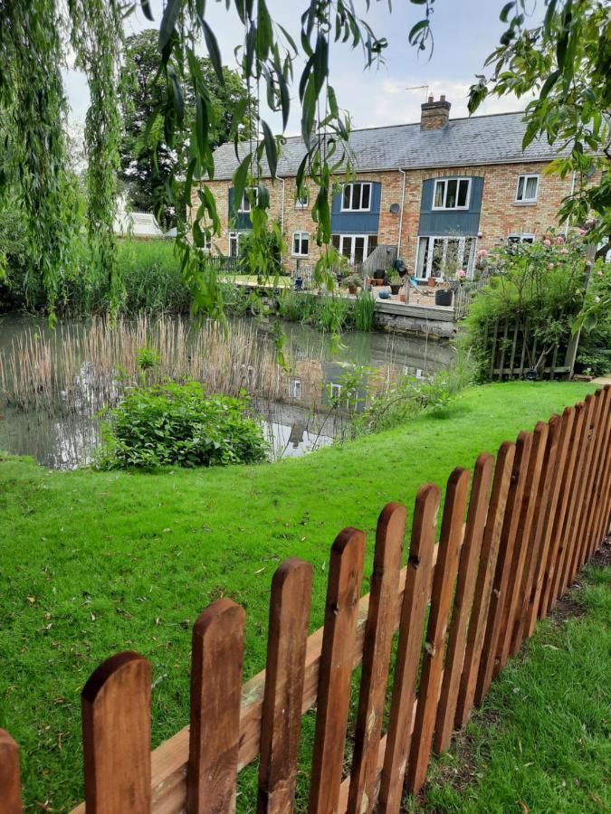 Comfortable Quiet Room Near Cambridge Long Stanton Экстерьер фото